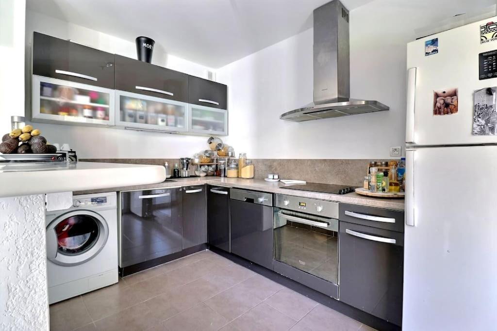 Tres Bel Appartement Contemporain Et Calme Fréjus Zewnętrze zdjęcie