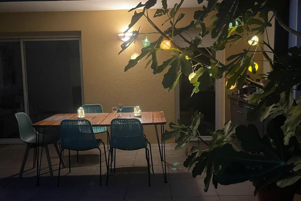 Tres Bel Appartement Contemporain Et Calme Fréjus Zewnętrze zdjęcie
